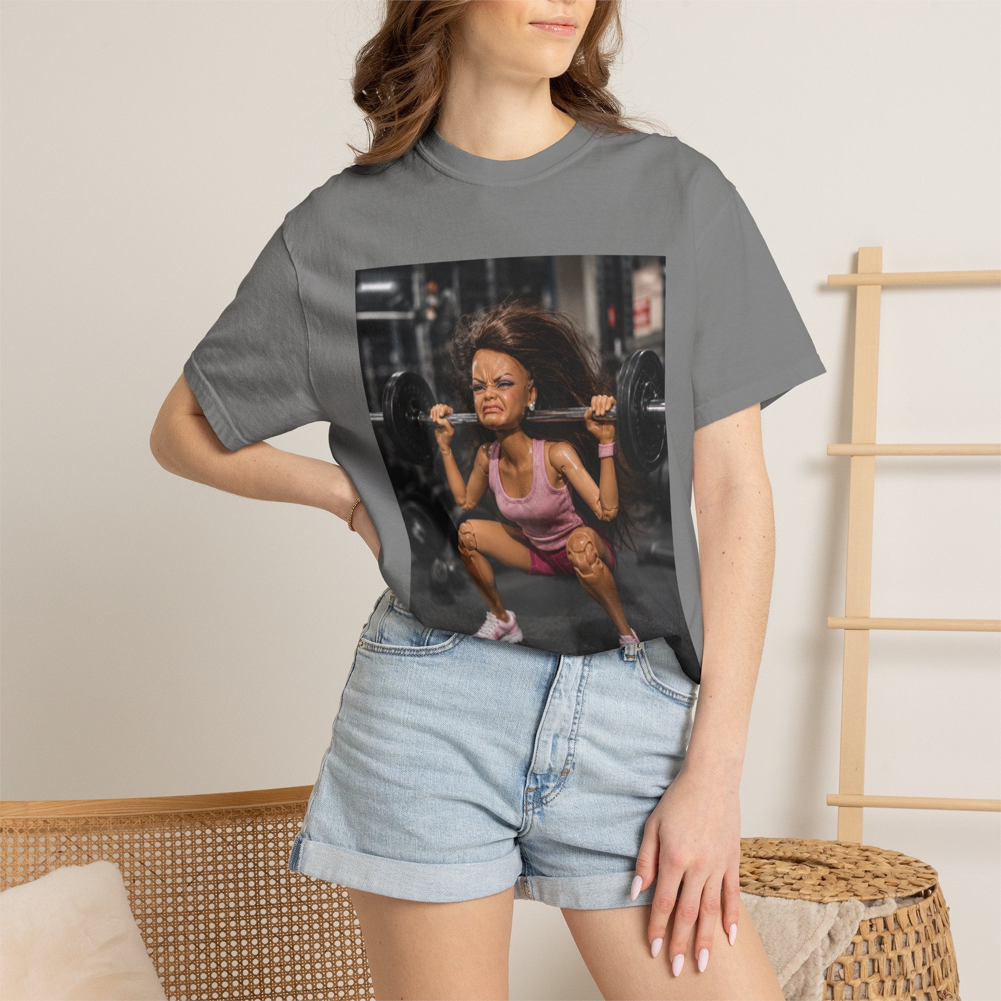Workout Squat Girl T-Shirt - Funny Gym Fitness Tee